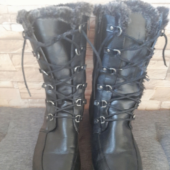 VEGAN Aquatherm by Santana Canada Women's Faux Fur Lined& Faux Leather Boots - Picture 10 of 12